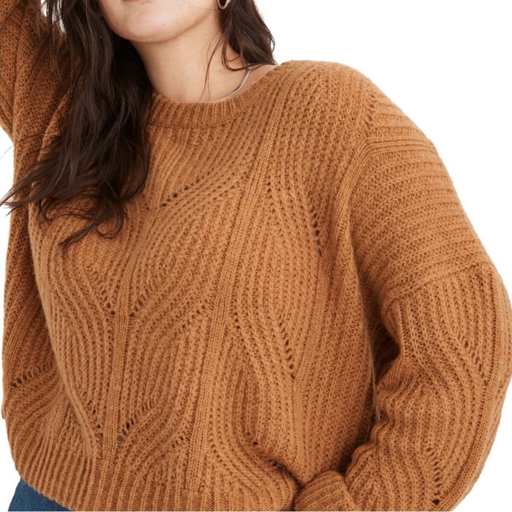 Madewell Tan Crew Neck Sweater with Cable Knit Design